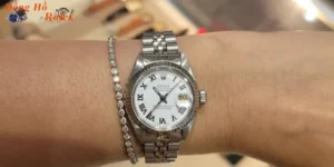 Đồng hồ rolex nữ mặt trắng điểm nhấn hoàn hảo