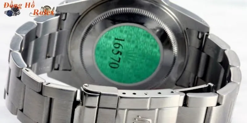 mặt sau của đồng hồ rolex chính hãng